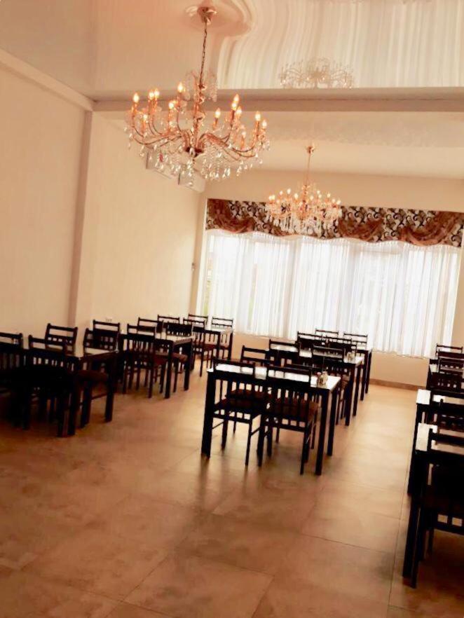 Anna-Saria Guest House Gagra Exterior foto