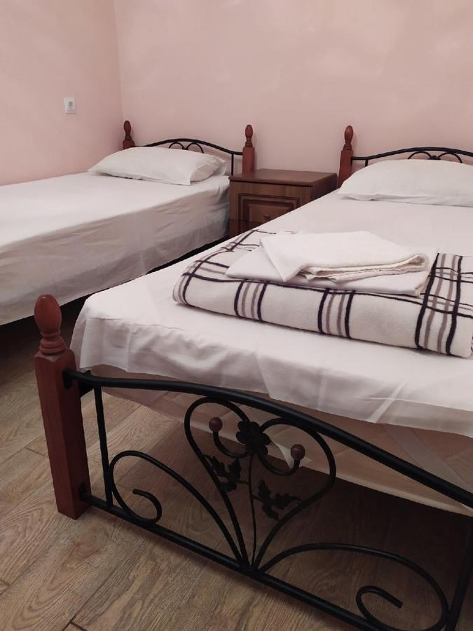 Anna-Saria Guest House Gagra Exterior foto